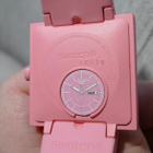 Swatch "What if...Rose?" ref. SO34P700 Bioceramic v. 2023 - pikkukuva 4