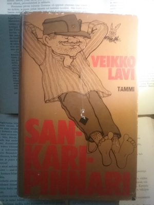 Veikko Lavi - Sankaripinnari (sid.)
