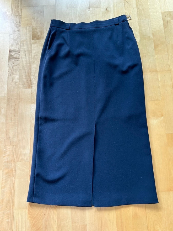 Tummansininen pitkä stretch hame ( koko D42 ) 90-luvulta