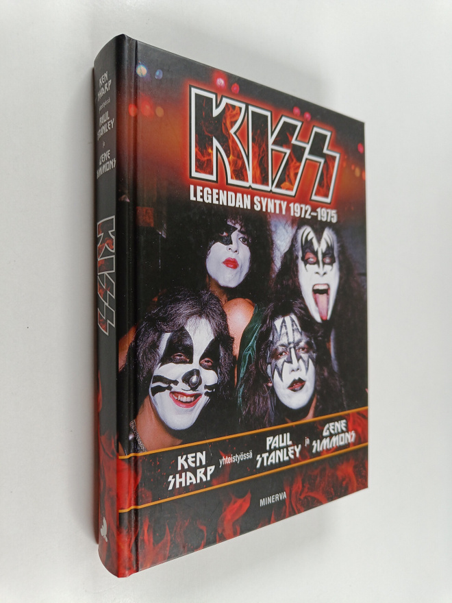 Ken Sharp : Kiss : legendan synty 1972-1975