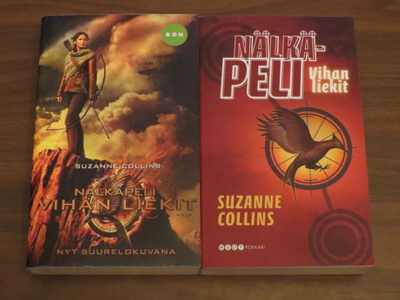 Suzanne Collins: Nälkäpeli - Vihan liekit osat 1 & 2