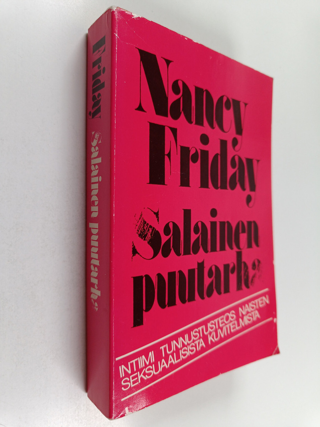 Nancy (toim.) Friday : Salainen puutarha : intiimi tunnus...