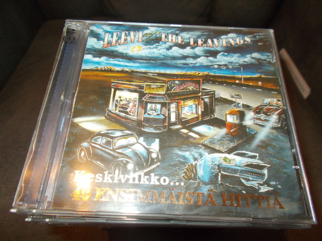 2-CD LEEVI AND THE LEAVINGS **  KESKIVIIKKO **