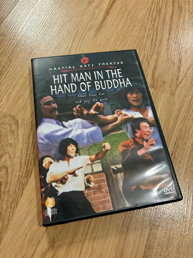 Hit Man in Hand of Buddha  R0  Jang Lee Hwang