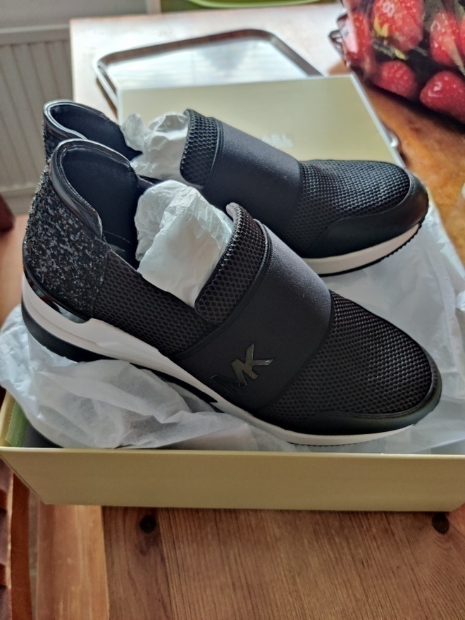 Uudet Michael kors kengät koko 41