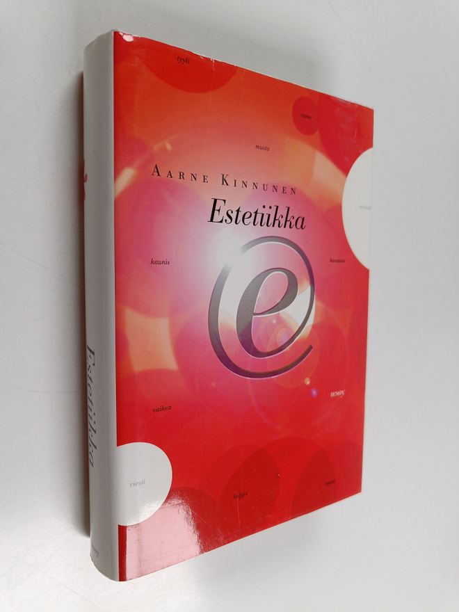 Aarne Kinnunen : Estetiikka