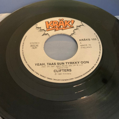 CLIFTERS: Yeah, taas sun tyrkky oon * Paroni * FIN 1987