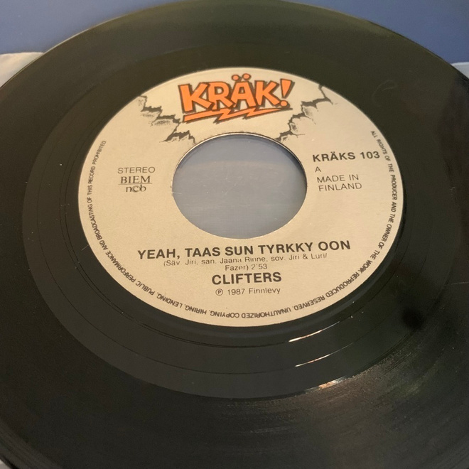 CLIFTERS: Yeah, taas sun tyrkky oon * Paroni * FIN 1987