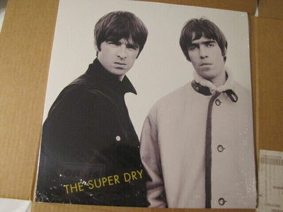 Oasis the super dry lp muoveissa