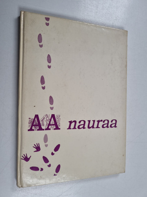 AA nauraa