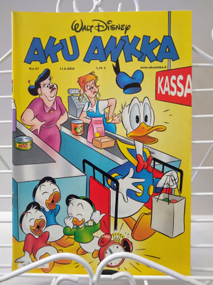 Aku Ankka 37 2002