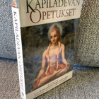 Devahutin pojan KAPILADEVAN OPETUKSET (uusi,muoveissa) - pikkukuva 1