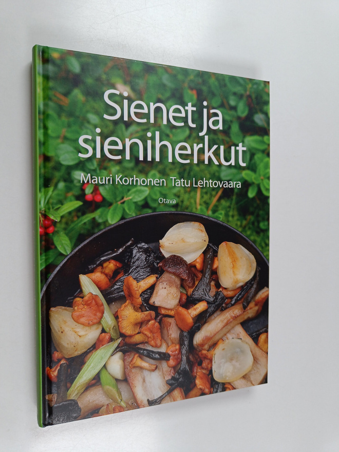 Mauri Korhonen : Sienet ja sieniherkut