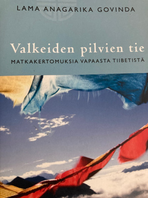 GOVINDA: MATKAKERTOMUKSIA VAPAASTA TIIBETISTÄ