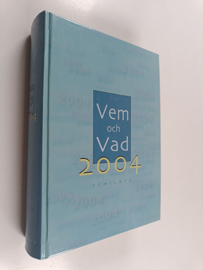 Vem och vad 2004 : Biografisk handbok 2004