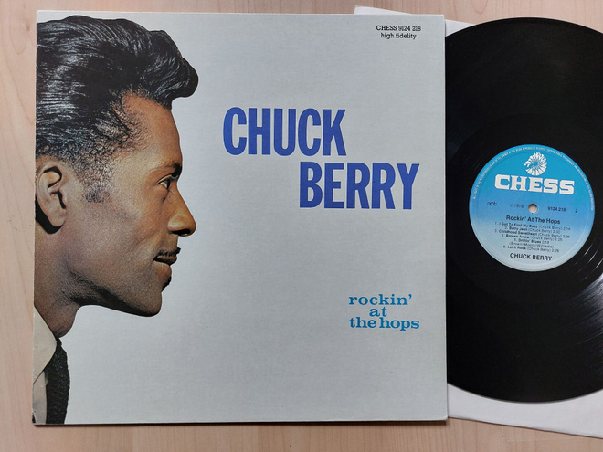CHUCK BERRY –ROCKIN' AT THE HOPS orig. SCAN    1978  LP RE