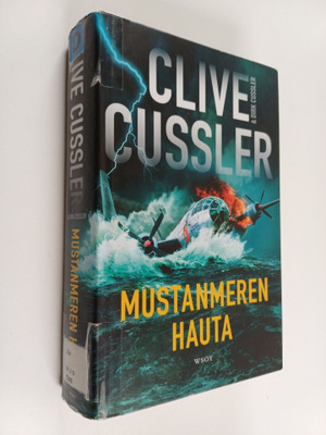 Clive Cussler : Mustanmeren hauta