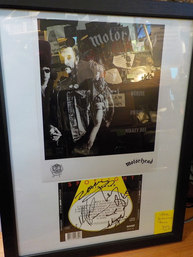 MOTÖRHEAD TAULU RARE KOKOONPANON NIMMAREILLA