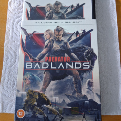 PREDATOR BADLANDS 4K UHD