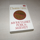 Danielle Steel Myrkylliset poikamiehet  -pok - pikkukuva 1