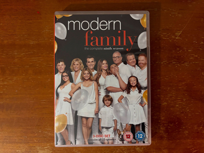 Moderni perhe Modern Family Kausi 9 DVD