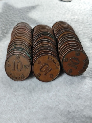 59kpl 10 pennin kolikoita