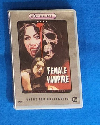 Verentahrima morsian (Female Vampire)