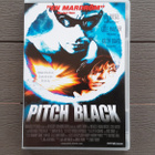 DVD: Pitch Black / Pimeän Uhka (Vin Diesel 2000) - pikkukuva 1