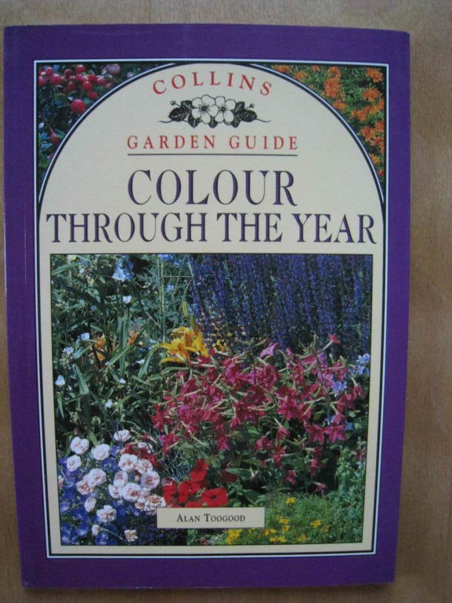 Colour through the year – väriä puutarhaan puutarhakirja