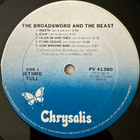 [LP] JETHRO TULL: THE BROADSWORD AND THE BEAST - pikkukuva 3