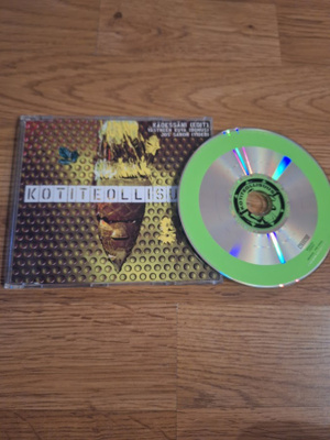 Kotiteollisuus-Kädessäni CDS