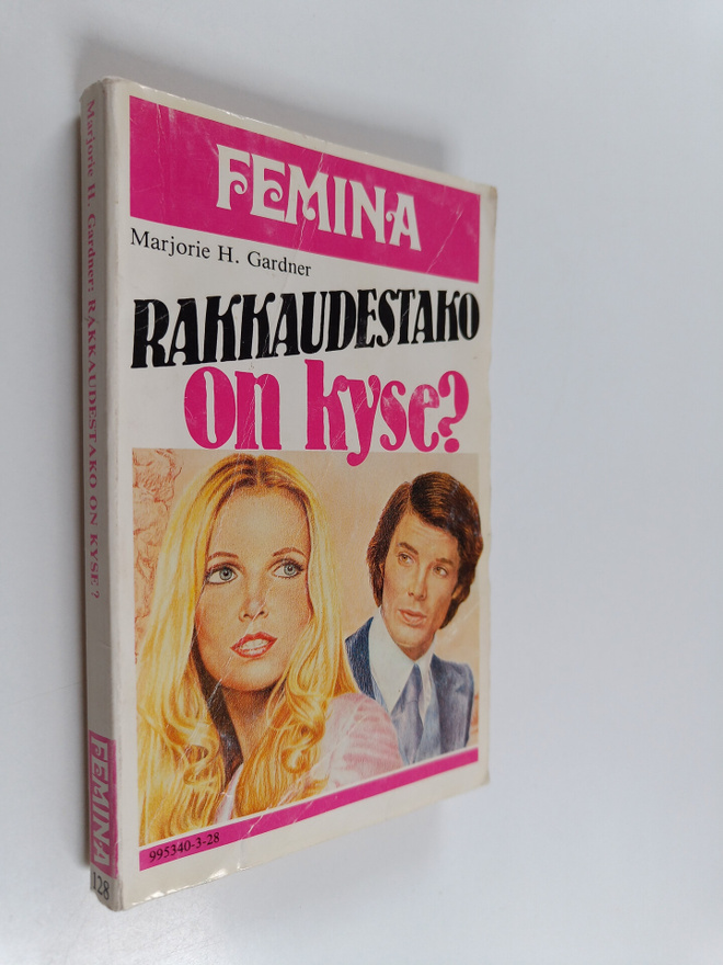 Marjorie H. Gardner : Rakkaudestako on kyse?