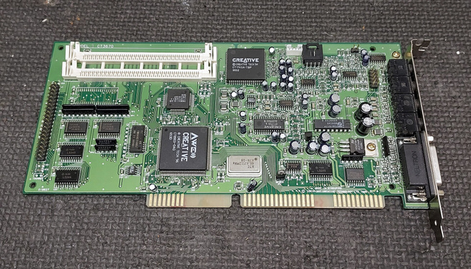 Sound Blaster 32 CT3670