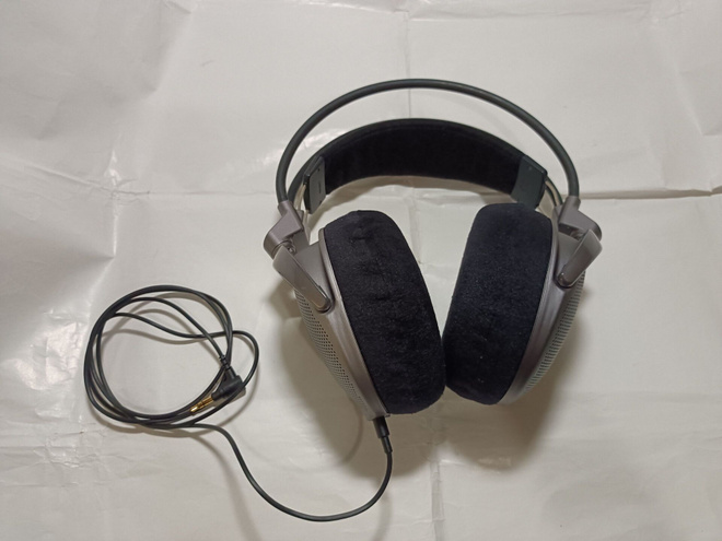 Sony MDR-CD2000