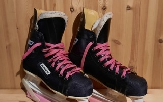 Bauer laser hokkarit + teränsuojat