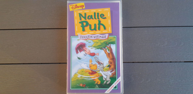 VHS: Nalle Puh - Tuulen Viemää (Disney 1994)