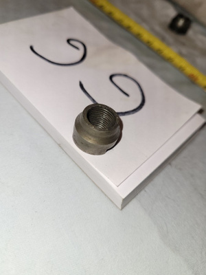 vanha mopo tunturi tai muu renkaan akselin mutteri 10mm