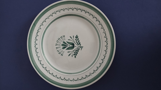 Arabia LAUTANEN Green thistle 26 cm Olga Osol