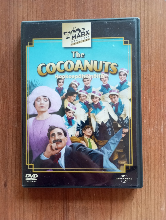 Marx veljekset Cocoanuts Kookospähkinöitä