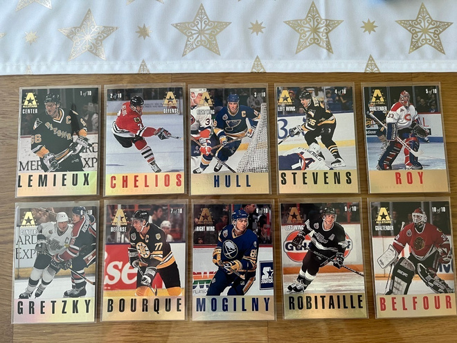 1993-94 Leaf Gold Leaf All Stars kortteja alkaen 3.50e/kpl
