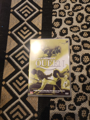 Queen Live At Wembley