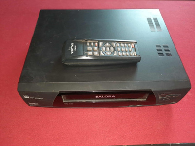 SALORA VCR 1937 videonauhuri+kaukosäädin