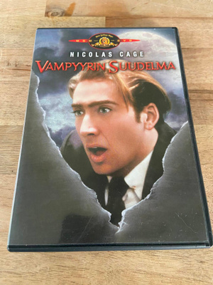 Vampyyrin Suudelma DVD (KauhuKomedia)