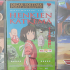 LIIKKUVA LINNA / HENKIEN KÄTKEMÄ / PORCO ROSSO - pikkukuva 1