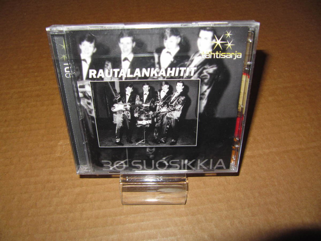 Rautalankahitit  2-CD 30-Suosikkia v.2014 UUSI MUOVEISSA!!