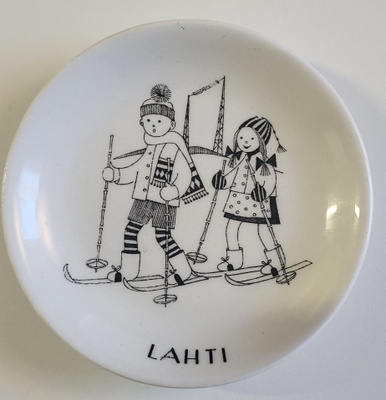 ARABIA, Emilia-sarjan pieni seinälautanen "LAHTI"
