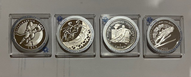 4 hopeista juhlarahaa Salt Lake City Olympics 2002