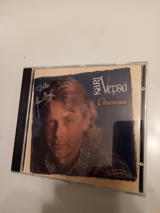 CD KARI VEPSÄ - Onnenmaa (+Nimmari!) Sis.postikulut