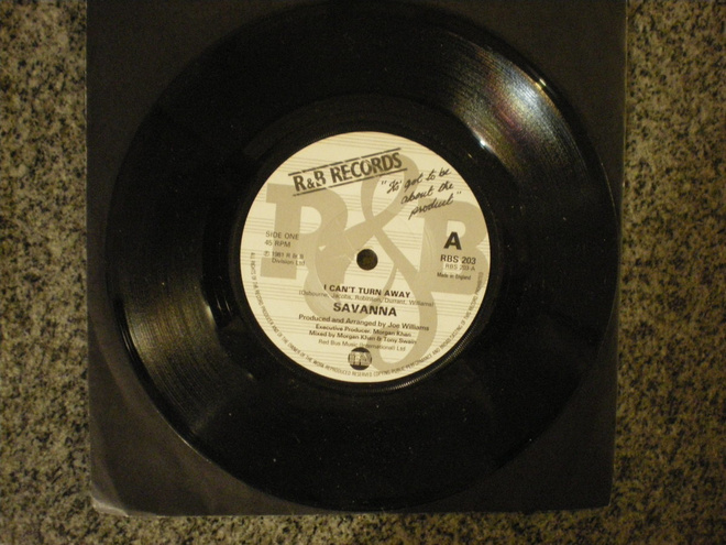 7" Savanna: I Can´t Turn Away / Sama instrumental