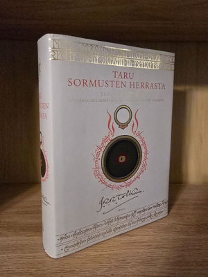 Taru Sormusten Herrasta (tarkistettu suomennos)